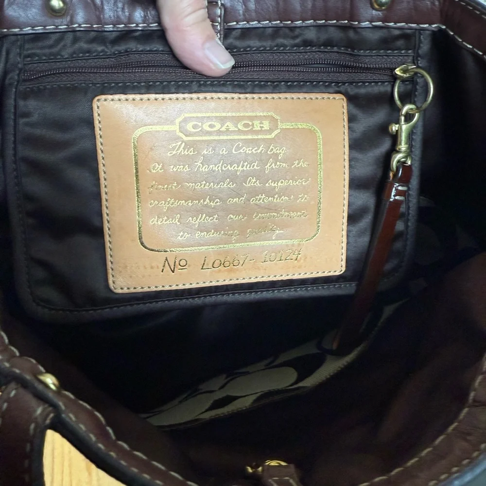 Coach Signature Gallery‎ Tote Brown Tan Jacquard Leather Stripe Bag L0667-10124
